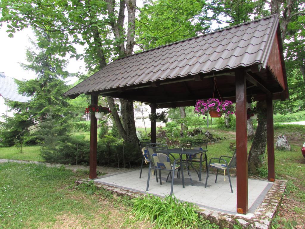 Guest House Nenad Plitvička Jezera Eksteriør billede