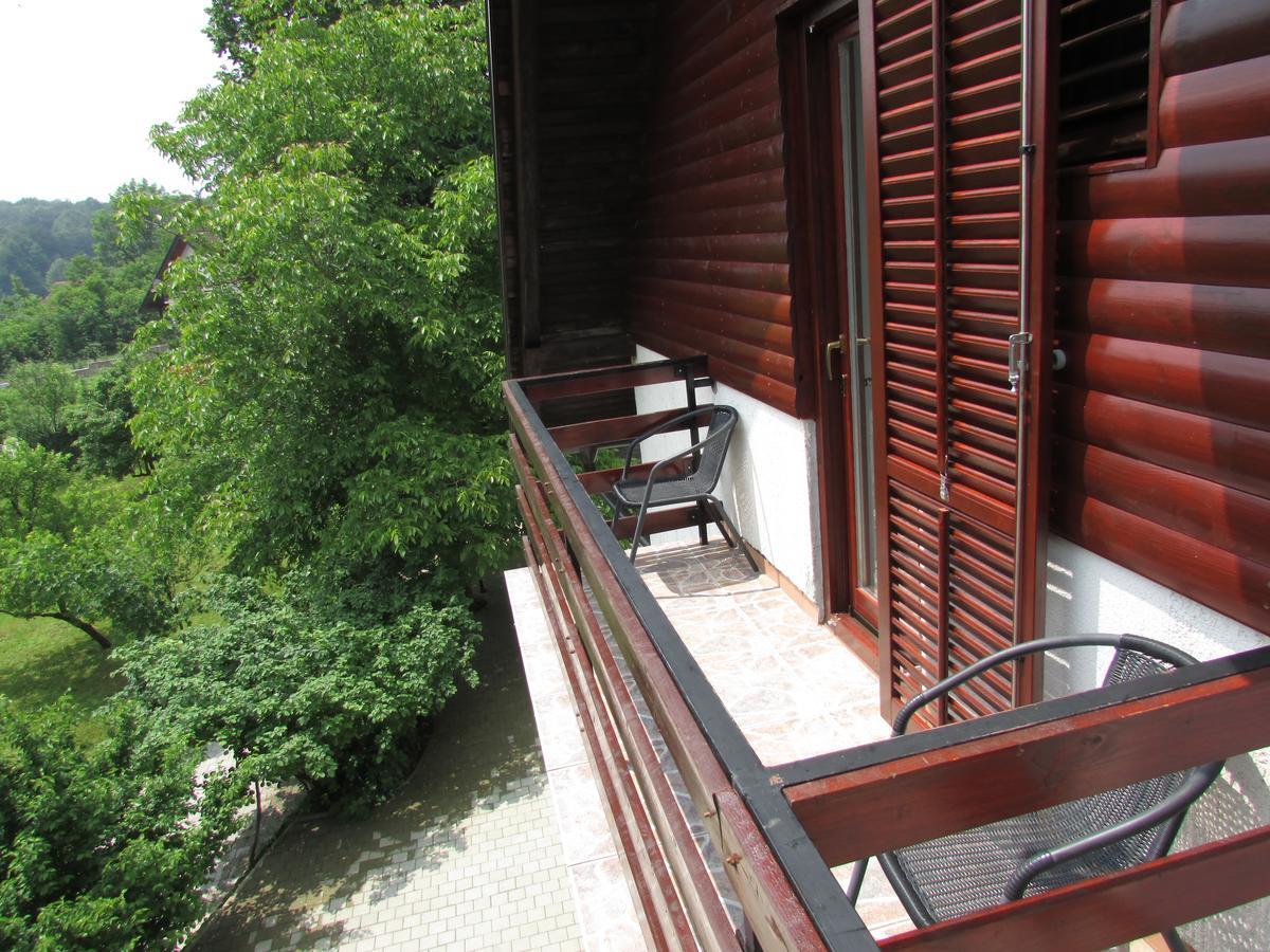 Guest House Nenad Plitvička Jezera Eksteriør billede